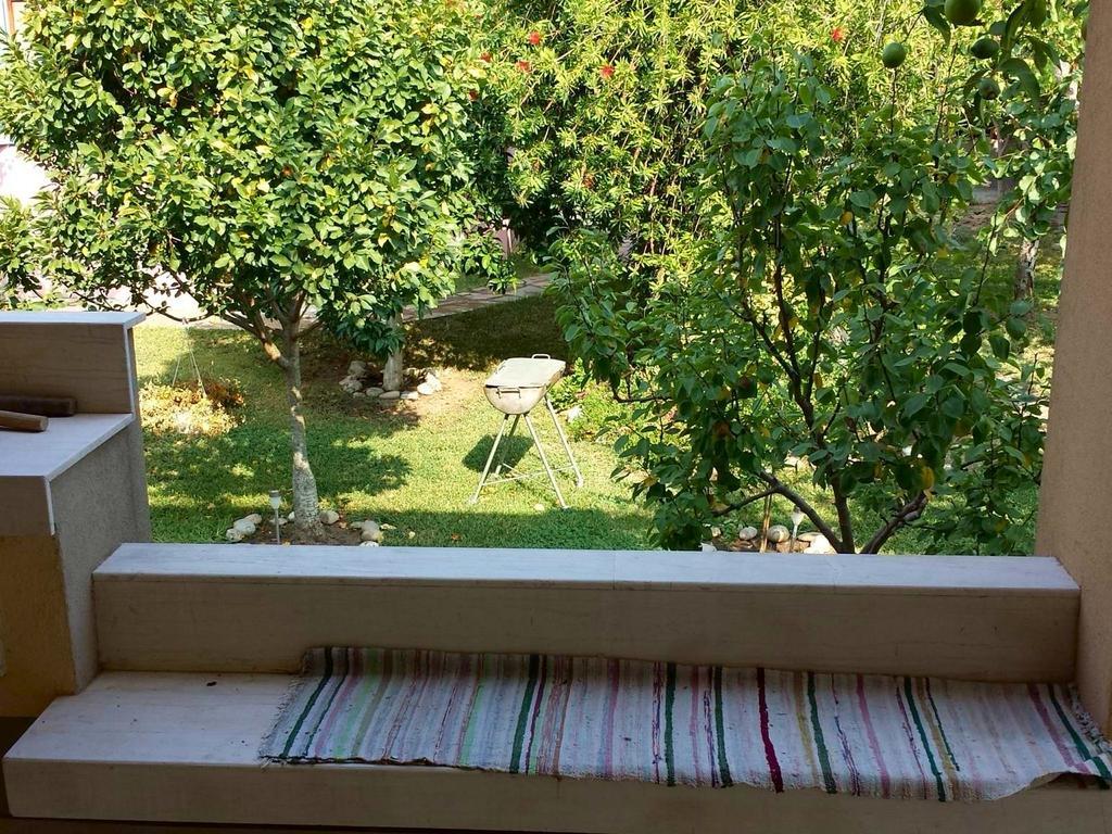 Villa Zach'S House Nea Roda Exterior foto